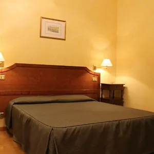 Hotel Fiori, Řím