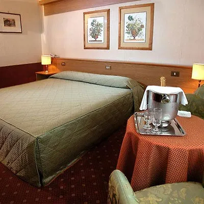 Fh55 Grand Hotel Palatino Rome